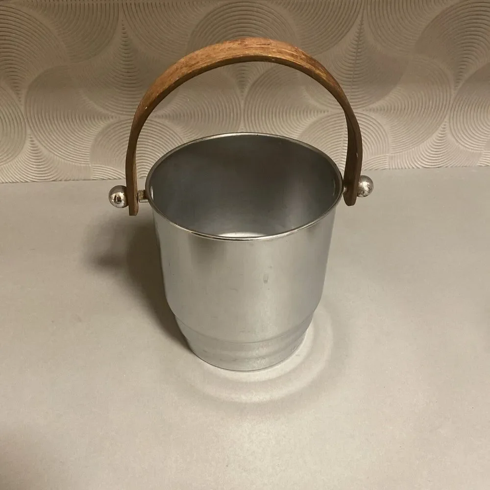 Vintage Manning Bowman Chrome Ice Bucket Wood Handle Meriden Conn.‎ U.S.A.
